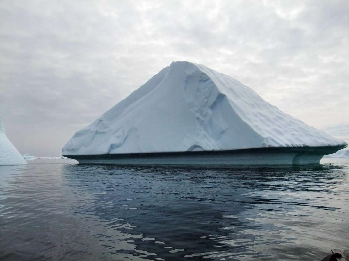 Фото. - Страница 7 Pyramid_in_Antarctica