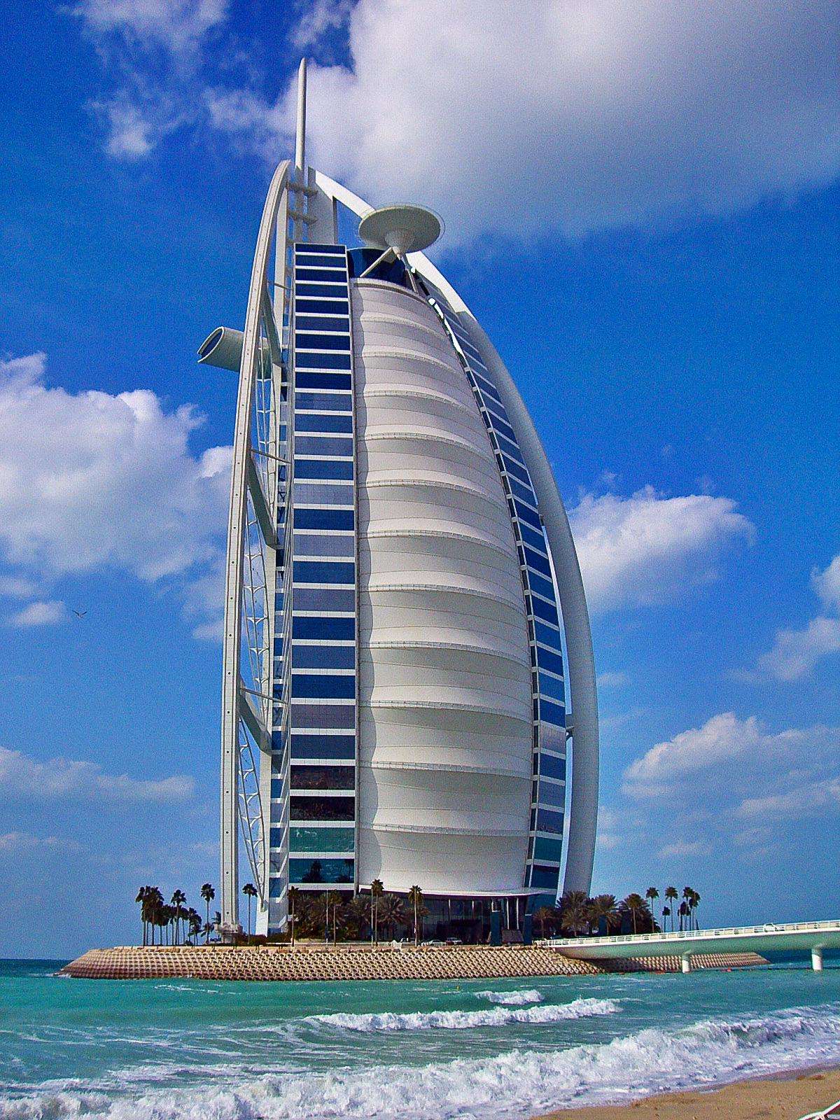 Какое море в дубае в оаэ. Бурдж Аль-араб Дубай. Бурдж Аль-араб - Джумейра. Пляж Бурдж Аль араб Дубай. Отель Парус в Дубае.
